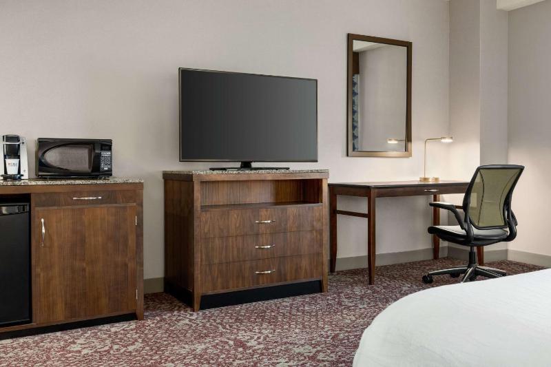 Hilton Garden Inn Louisville Downtown - image 35