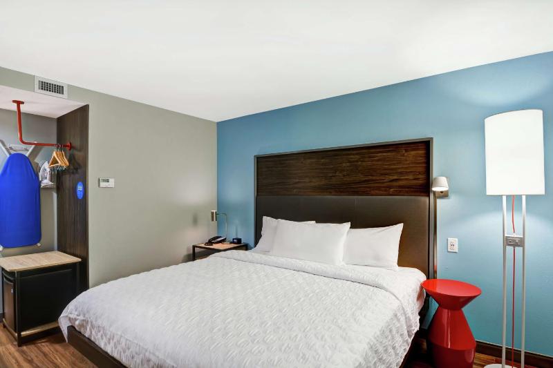 King Room image 1