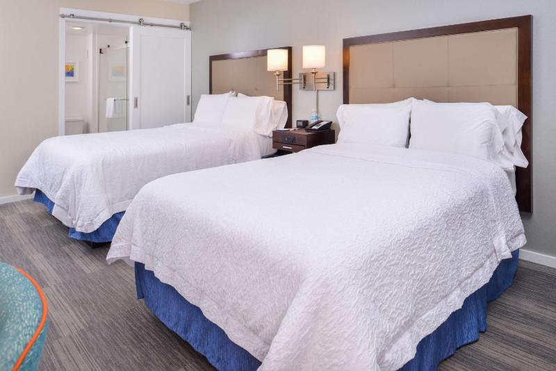 Double Room with Two Double Beds - Non-Smoking image 3