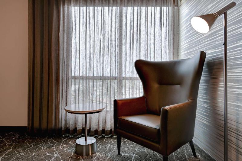 King Room image 3
