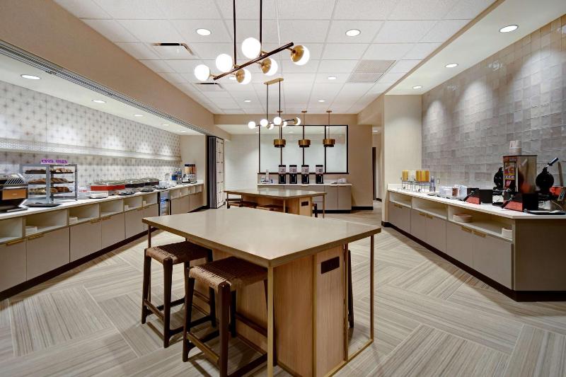 Hampton Inn by Hilton Tucson Downtown - image 21