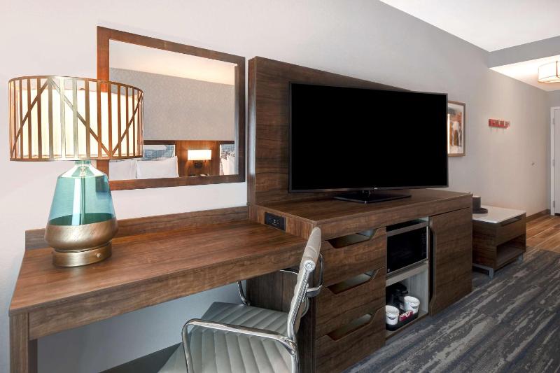 Hampton Inn by Hilton Tucson Downtown - image 32