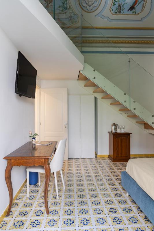 Deluxe Junior Suite image 2