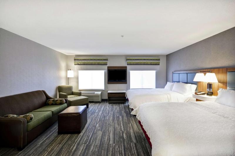 Studio Suite with Two Queen Beds and Sofa Bed - Non-Smoking image 3