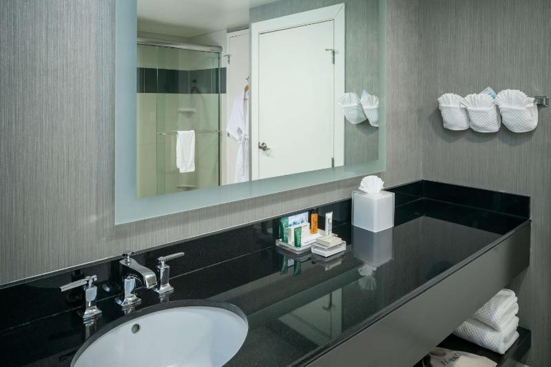 King Suite image 4
