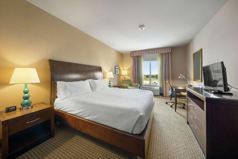 King Room image 3