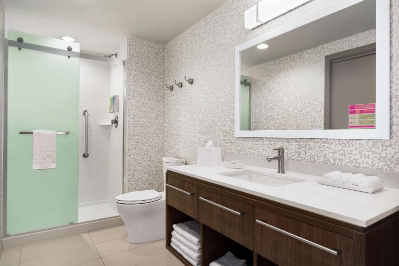 King Studio Suite - Non-Smoking image 1