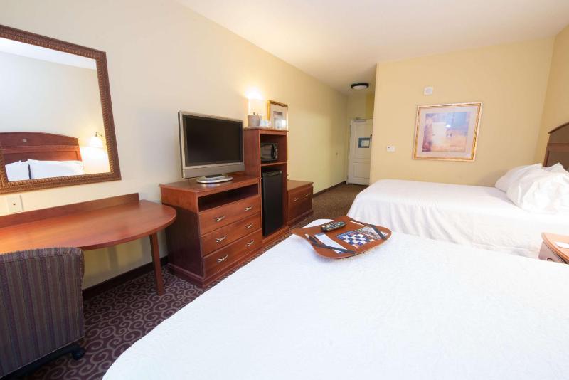 Queen Room with Two Queen Beds image 1
