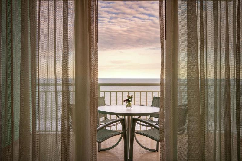 Hilton Suites Ocean City Oceanfront - image 40