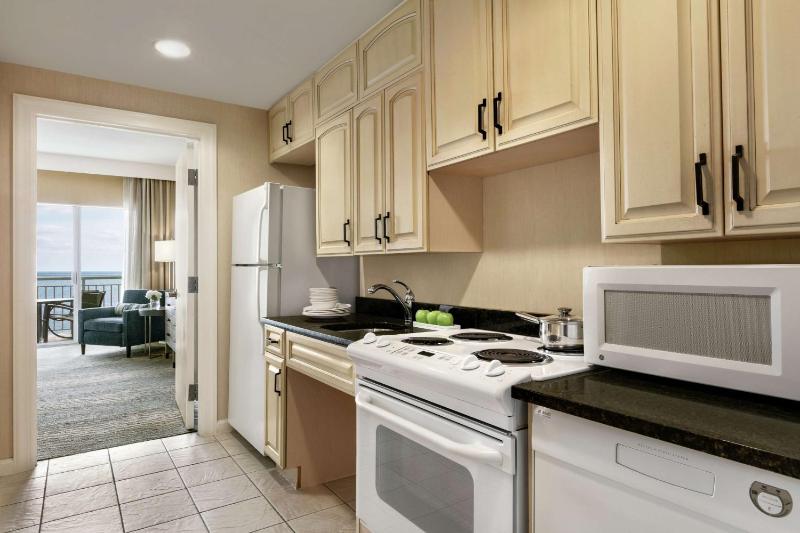 Hilton Suites Ocean City Oceanfront - image 10