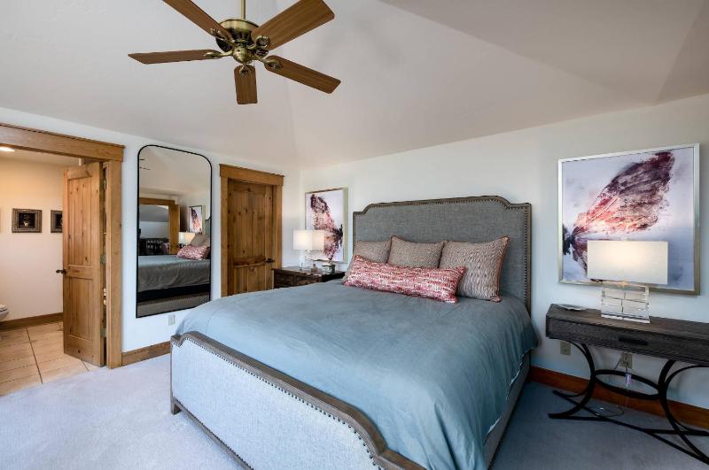 Silverview at Highlands Home: Mountain Luxury - image 28