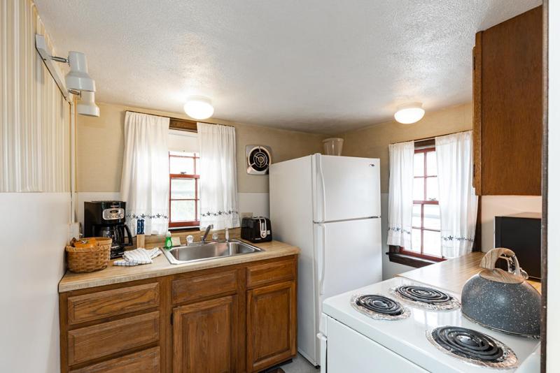 Two-Bedroom Cottage with Sea View image 4