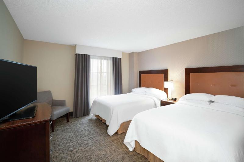 Suite with Two Double Beds - Non-Smoking image 4