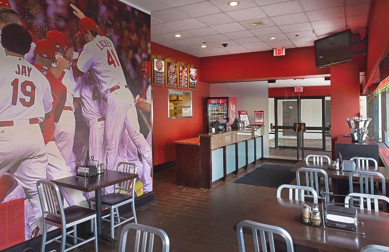 Hilton St. Louis At The Ballpark - image 9