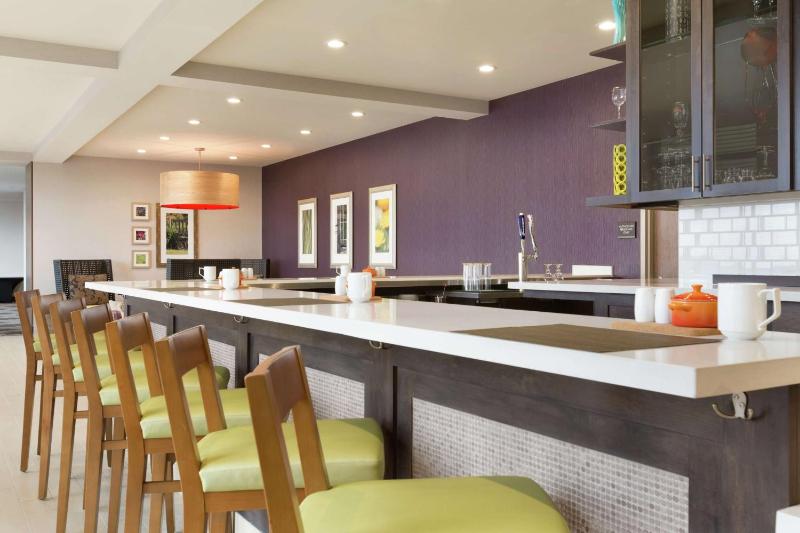 Hilton Garden Inn Pittsburgh Airport South-Robinson Mall - image 24