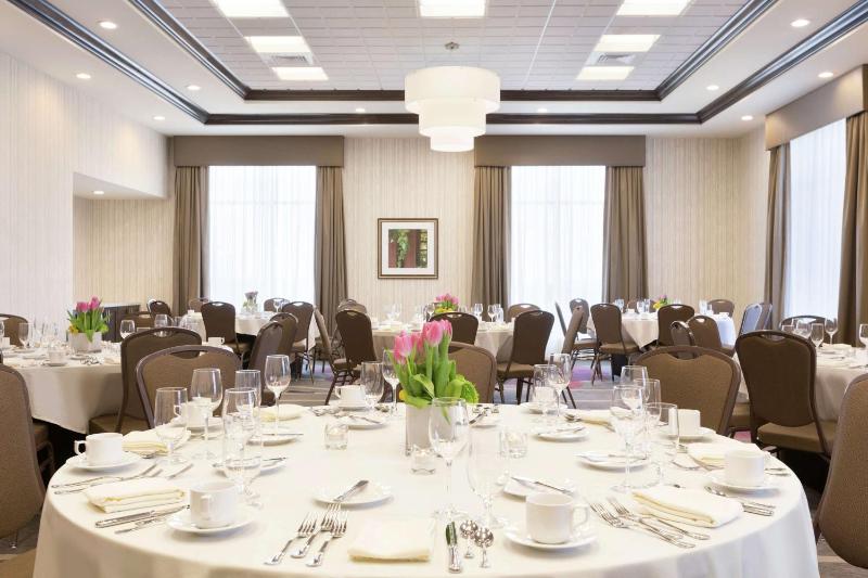 Hilton Garden Inn Pittsburgh Airport South-Robinson Mall - image 12
