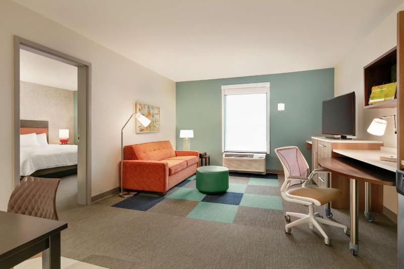 One-Bedroom King Suite - Non-Smoking image 1