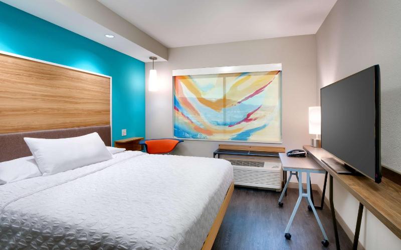 King Room image 4