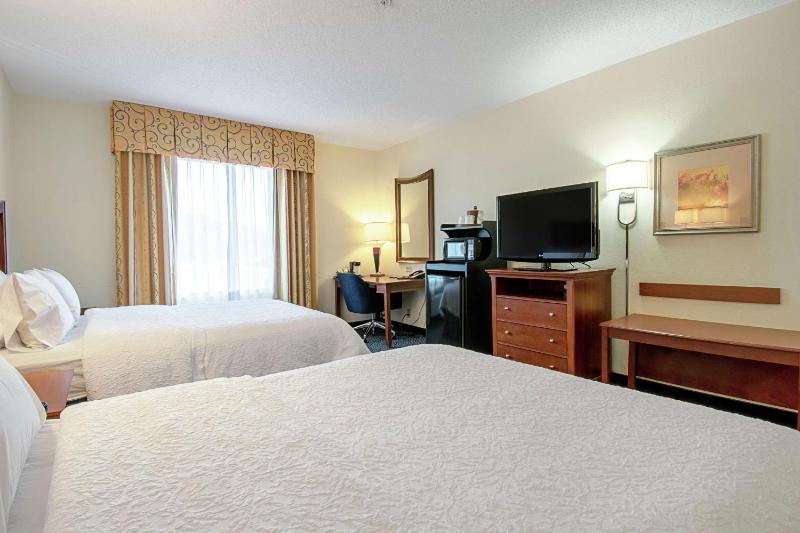 Room with Two Queen Beds - Non-Smoking image 2