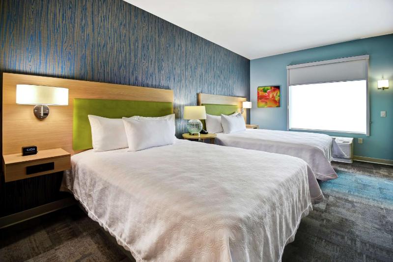 Studio Suite with Two Queen Beds - Hearing Access/Non-Smoking image 4