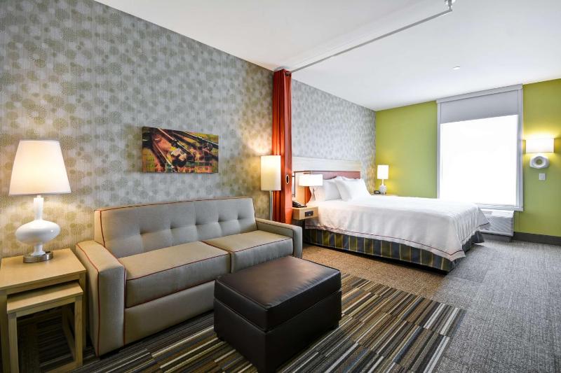 King Studio Suite - Non-Smoking image 4