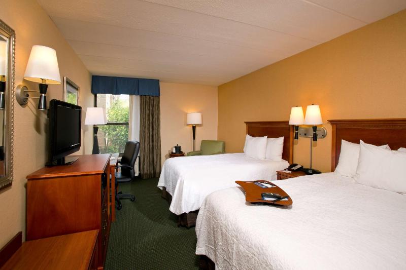 Double Room with Two Double Beds - Non-Smoking image 2