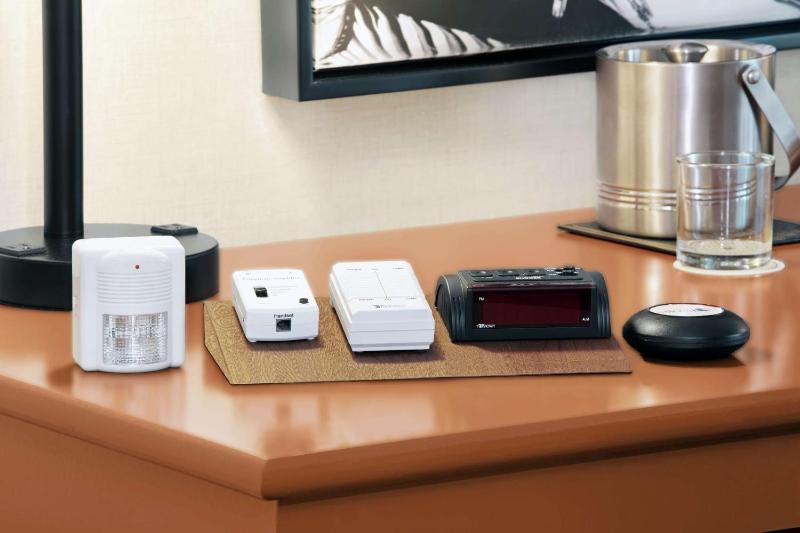 King Room with Bath Tub - Mobility Access image 3