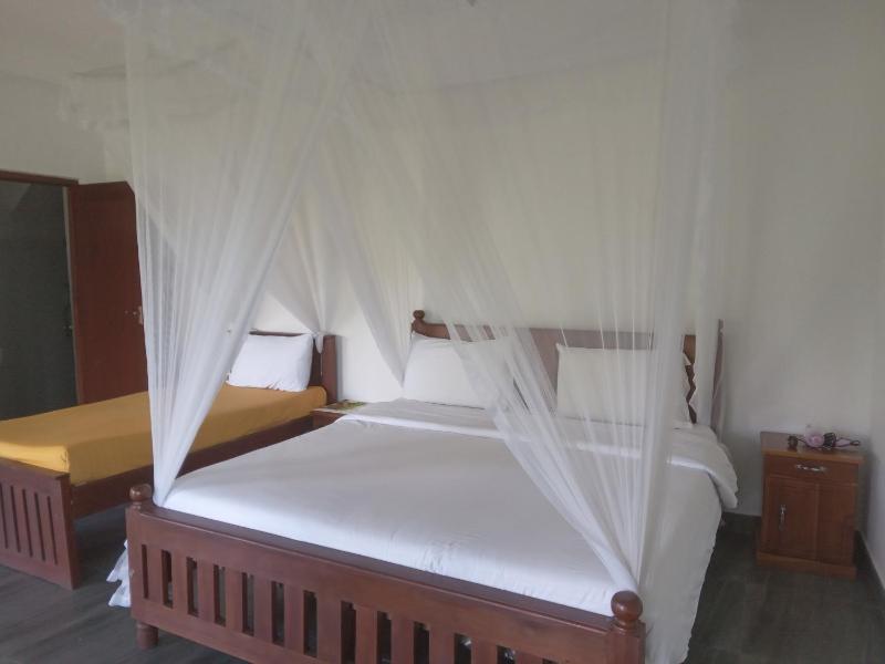 Chamodya Home Stay - image 31