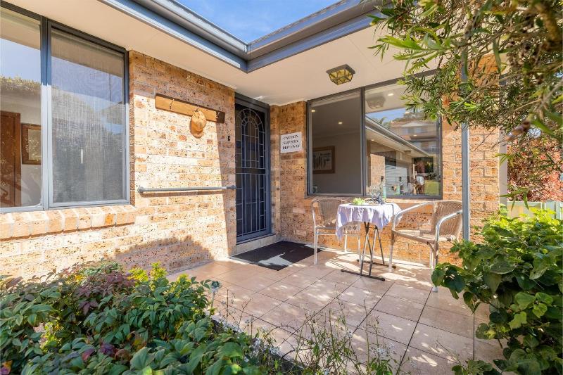 41 Leonard Avenue boat parking aircon - image 32