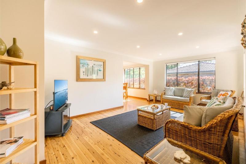 41 Leonard Avenue boat parking aircon - image 16