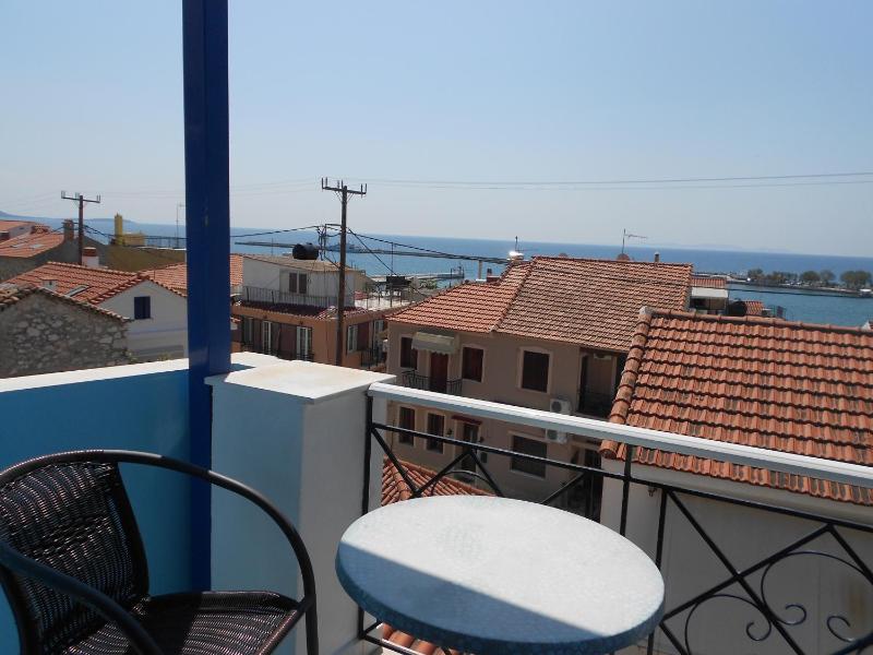 Double Room with Sea View image 3