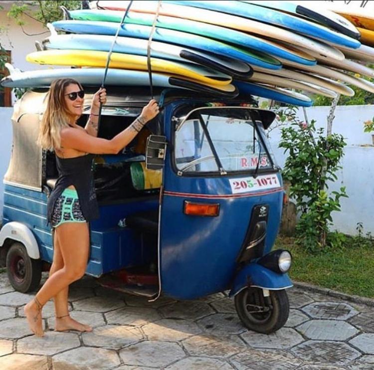 The salty surfers - image 13