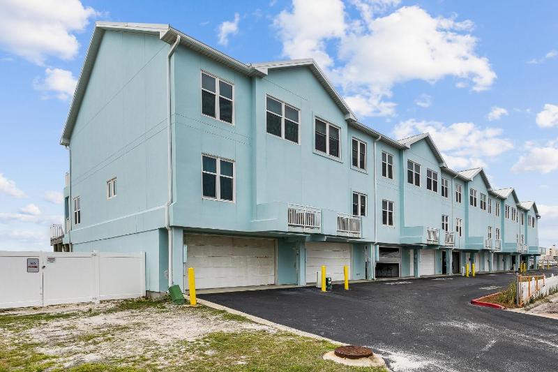 469 Fort Pickens Rd - image 12
