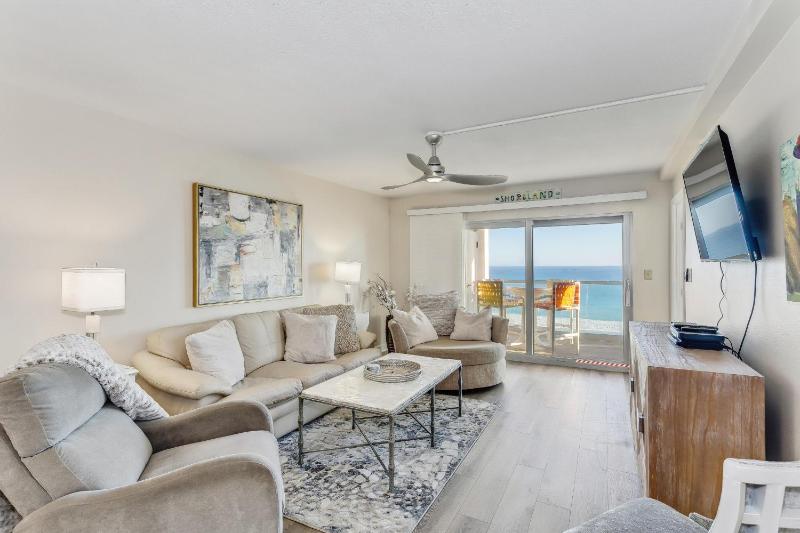 405E Regency Towers - image 10
