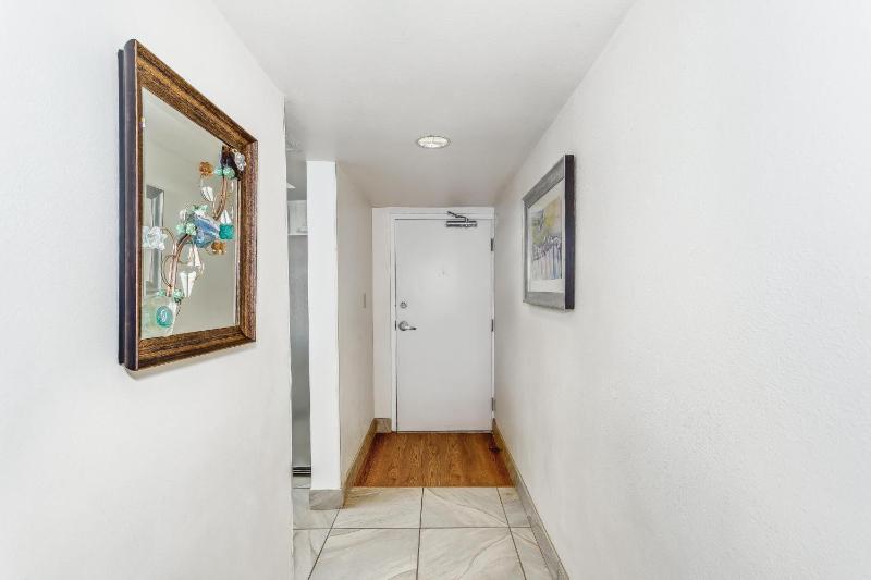 405E Regency Towers - image 4