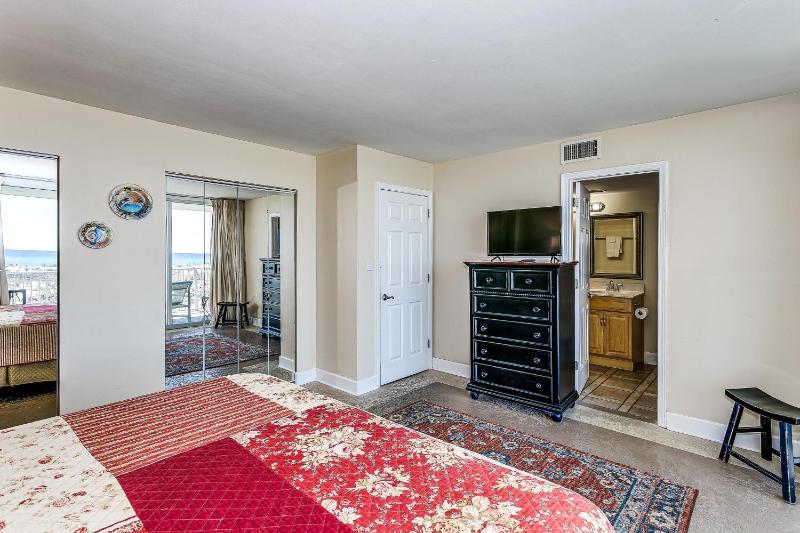 611 Starboard Village - image 29