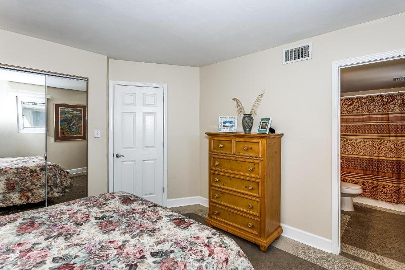 611 Starboard Village - image 16