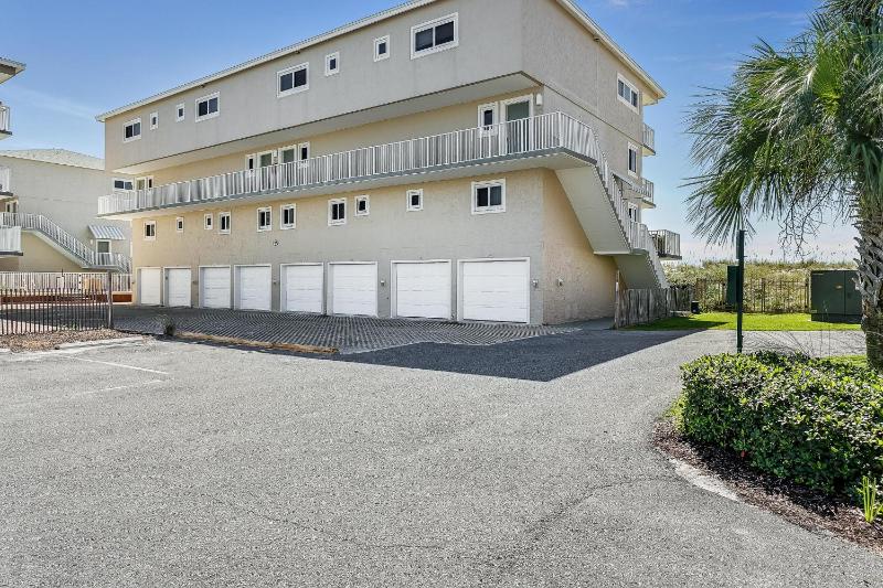 611 Starboard Village - image 25