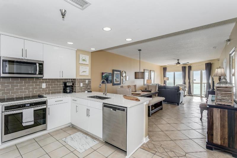 1507 Emerald Isle - image 25