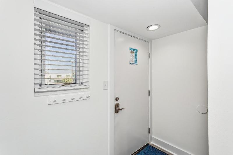 523 Starboard Village - image 36