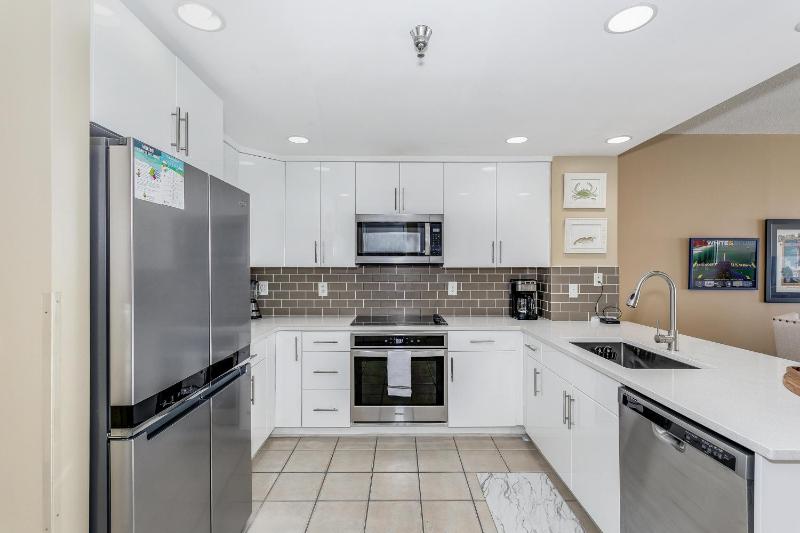 1507 Emerald Isle - image 21