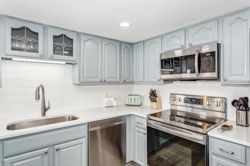 523 Starboard Village - image 37