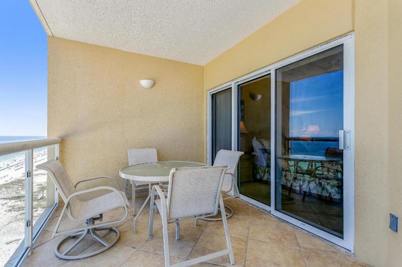 1605 Emerald Isle - image 21