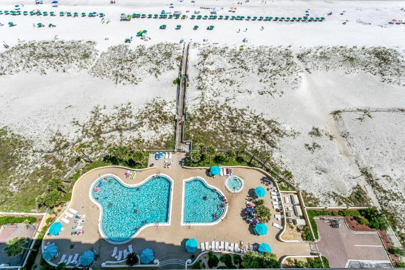 1605 Emerald Isle - image 28