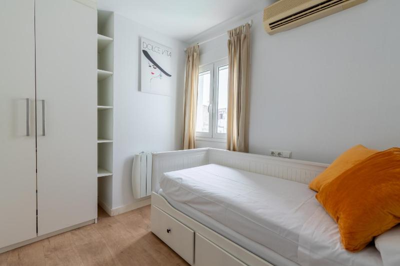 Bustos Tavera Olehousing - image 12