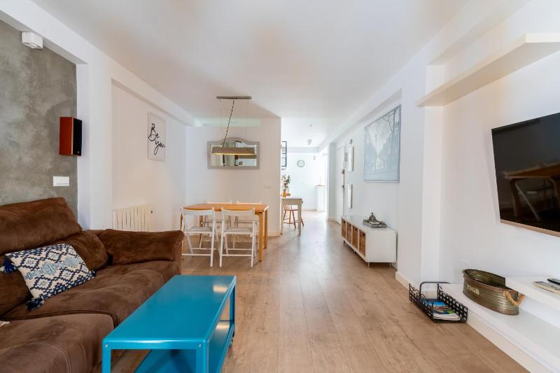 Bustos Tavera Olehousing - image 3