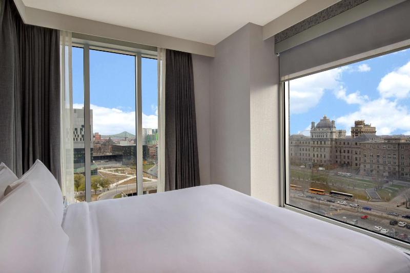 Homewood Suites By Hilton Montreal Downtown - image 8