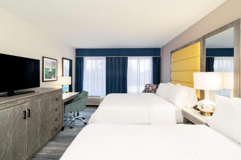 Room with Two Queen Beds - Non-Smoking image 1