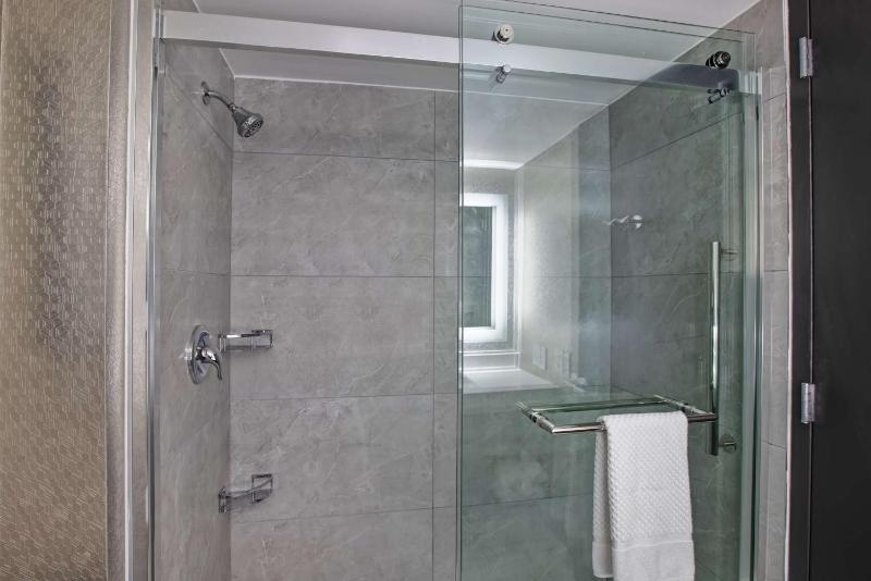 Two-Room King Suite - Non-Smoking image 3