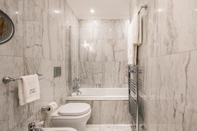 Signature Suite image 2